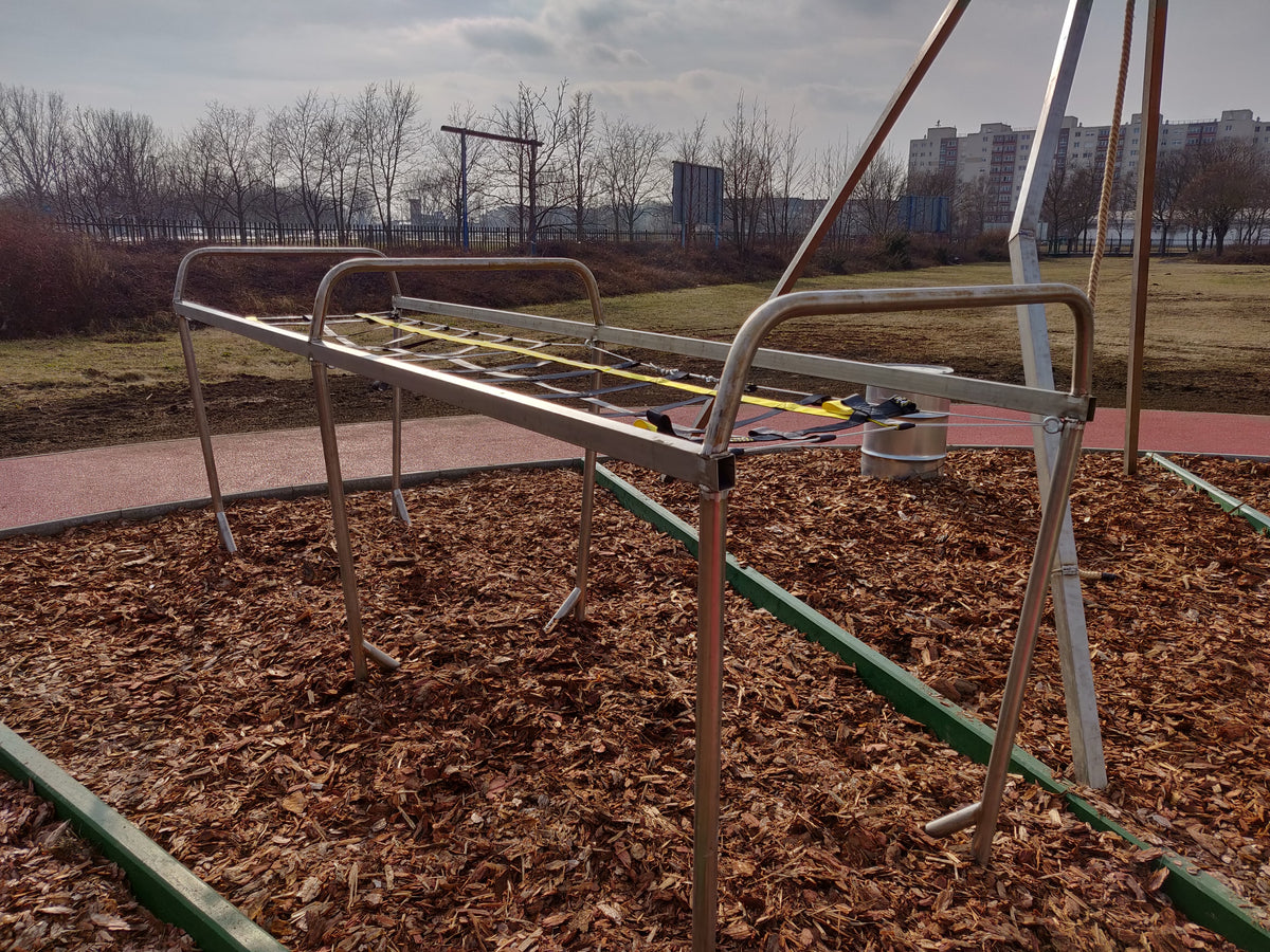 Győrújbarát Gyermektábor HajszaPark – mászóháló
