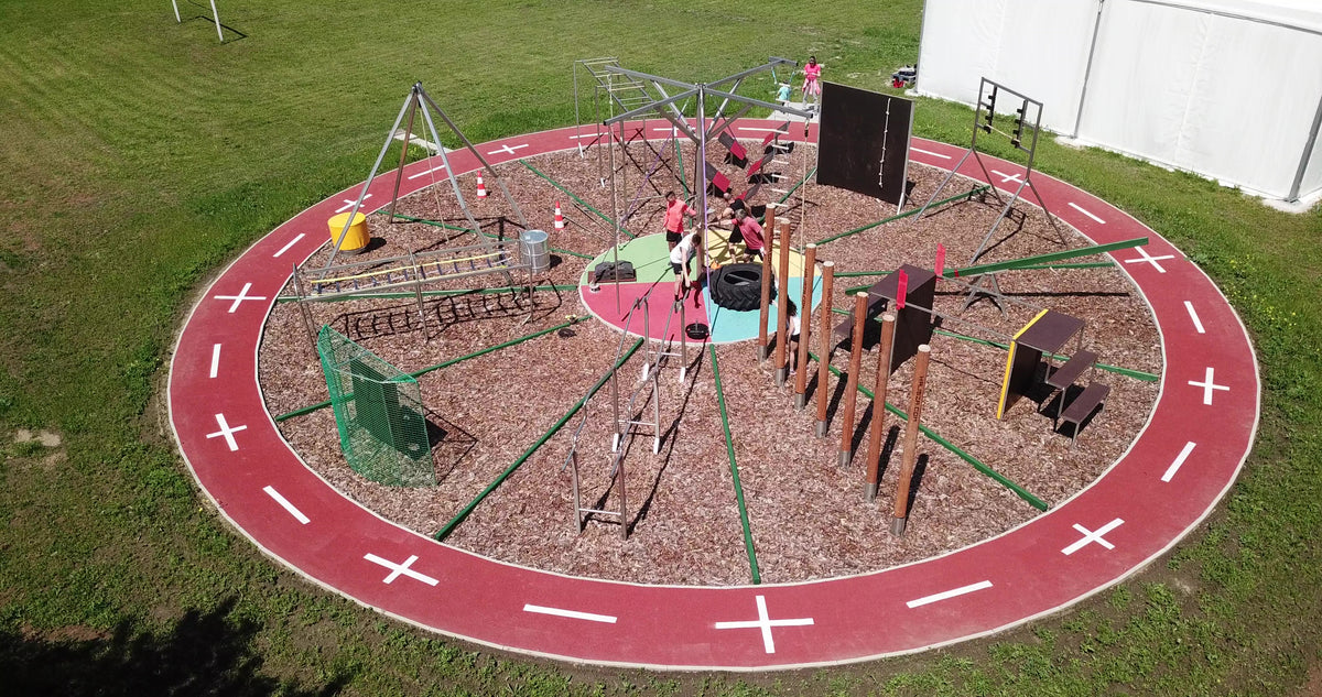 Győrújbarát Gyermektábor HajszaPark – döntött futókör akadály