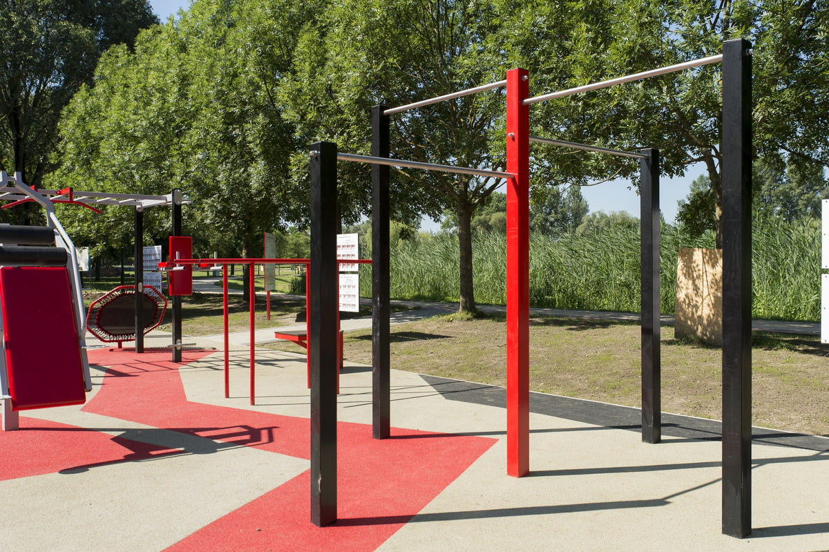 Tatabánya ABS Fitness Park – négyes húzódzkodó blokk