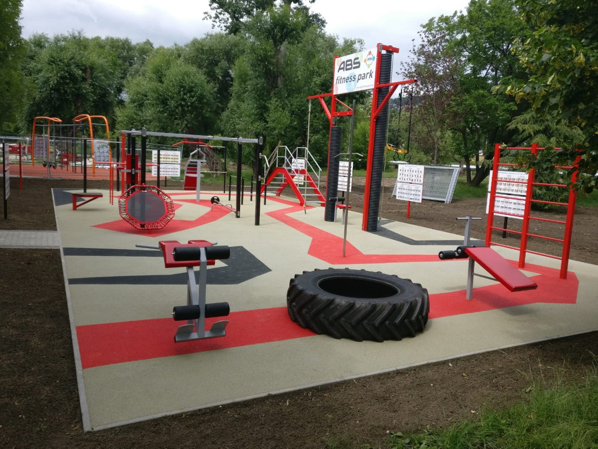 Tatabánya · Csónakázó-tó ABS Fitness Park – megvalósult park, 2. fénykép