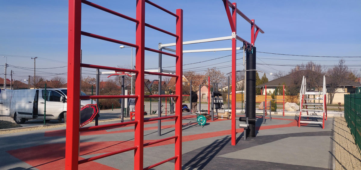 Gyál, Gyáli Járási Tanuszoda – elkészült ABS Fitness Park oldalnézet