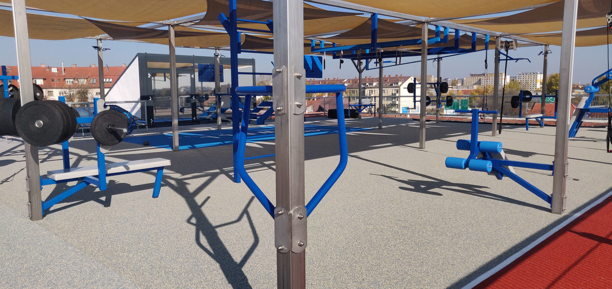 Győr, Leier Fit-Well – elkészült tetőtéri ABS Fitness Park nappali nézet
